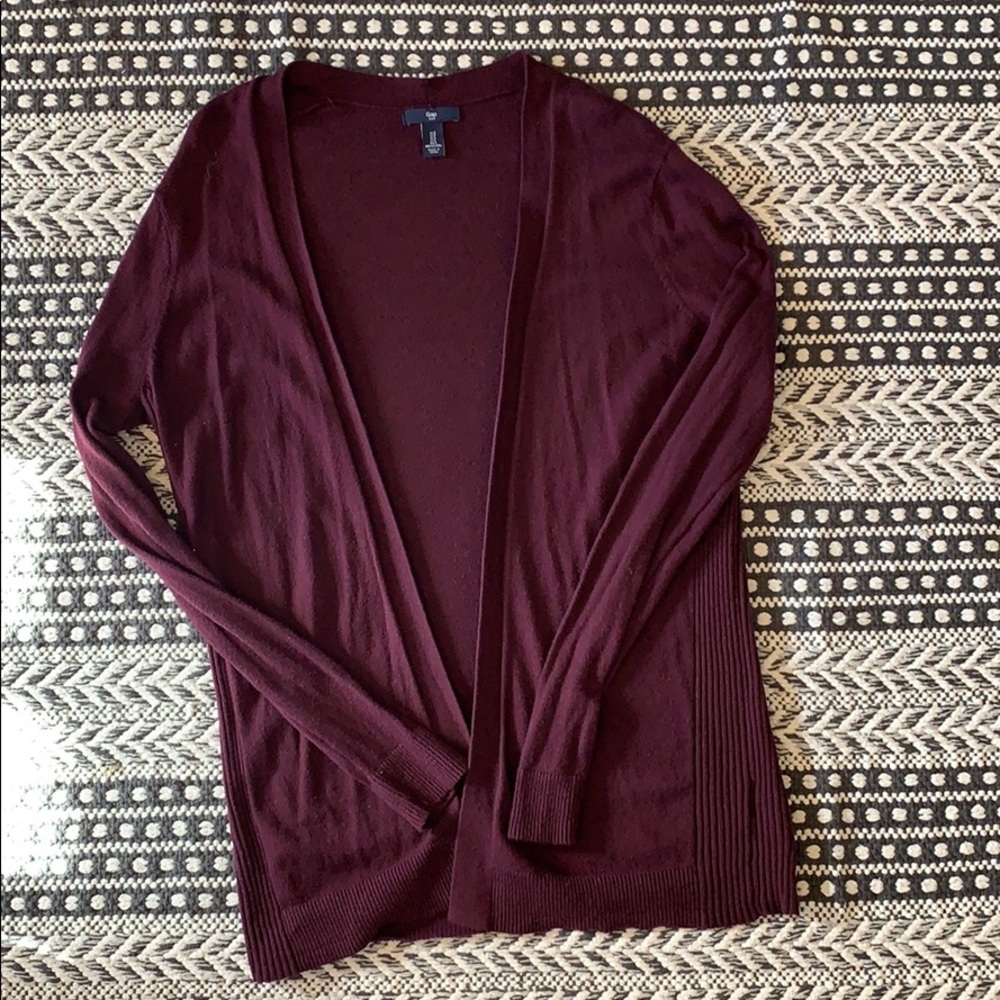 Women’s GAP cardigan